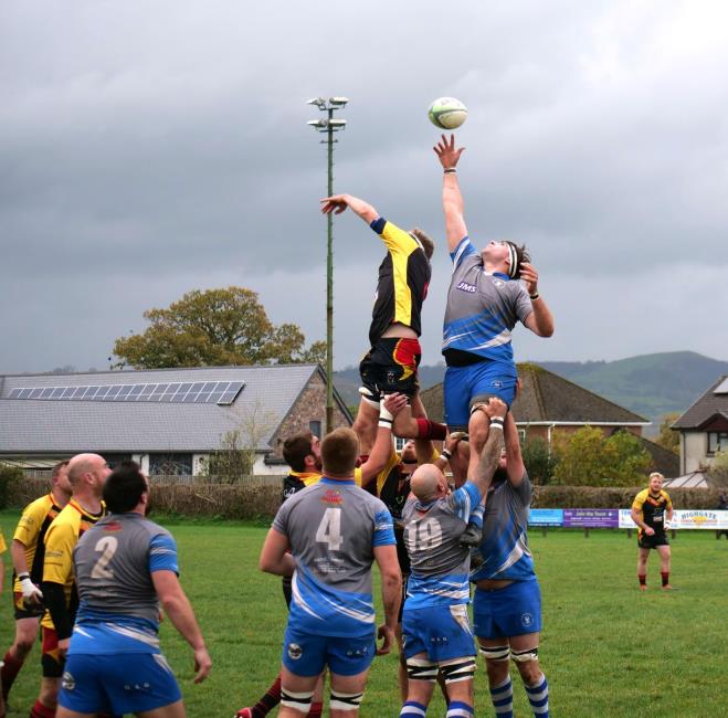 Haverfordwest win lineout ball - pic William John